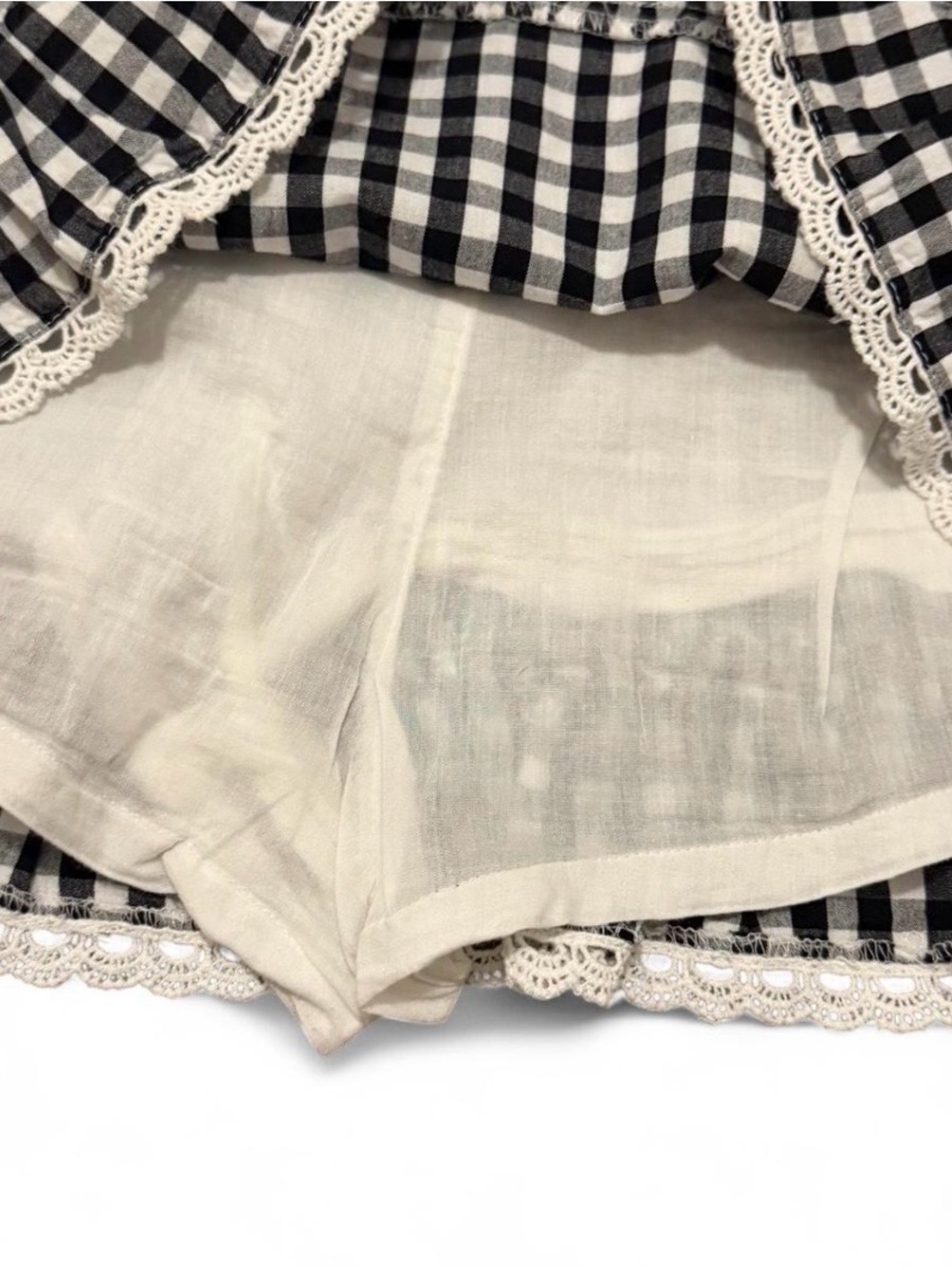 Kimchi Blue urban outfitters low waist gingham ruffle mini skort skirt - Picture 4 of 5
